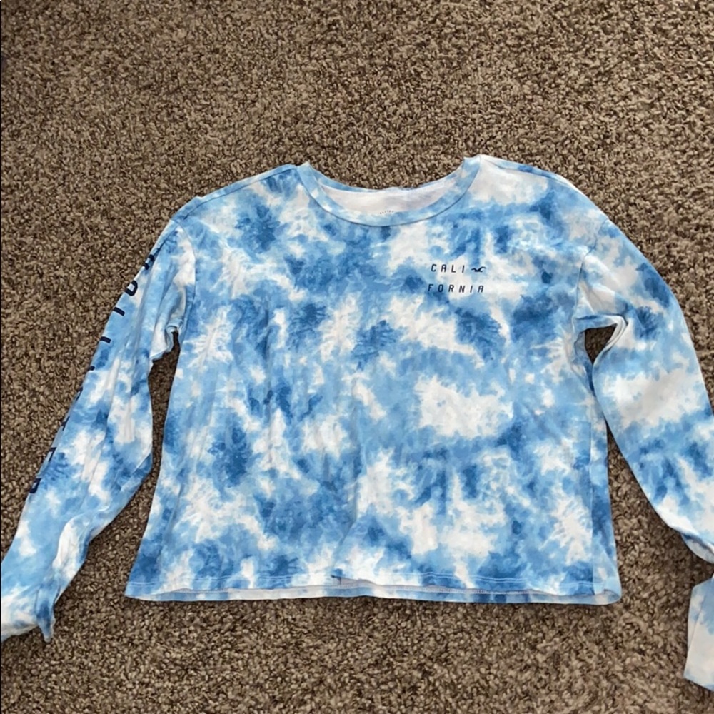 Hollister Long Sleeve crop top